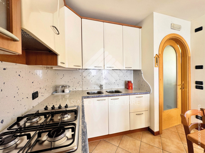 Asiago Immobiliare propone in esclusiva una soluzione ideale per chi desidera vivere la montagna ...