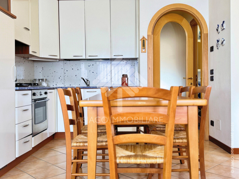 Asiago Immobiliare propone in esclusiva una soluzione ideale per chi desidera vivere la montagna ...