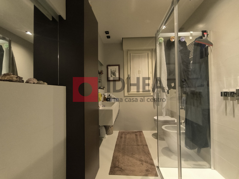 "RIFERIMENTO USI1 "

SILEA- CENTRO.
Su ottimo contesto residenziale, tranquillo ed immediatamente...