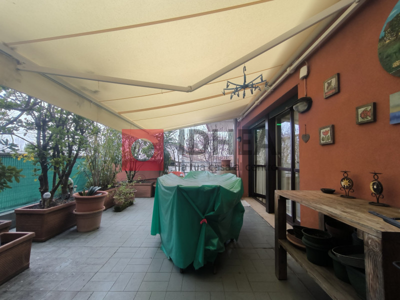 "RIFERIMENTO USI1 "

SILEA- CENTRO.
Su ottimo contesto residenziale, tranquillo ed immediatamente...