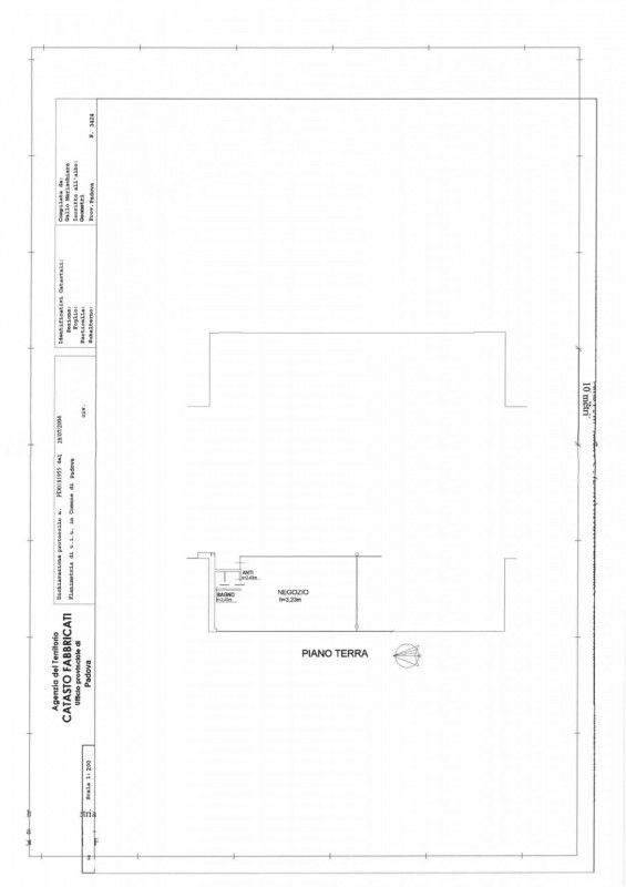 Proponiamo in vendita un esclusivo ufficio/negozio di rappresentanza nel cuore del Net Center di ...