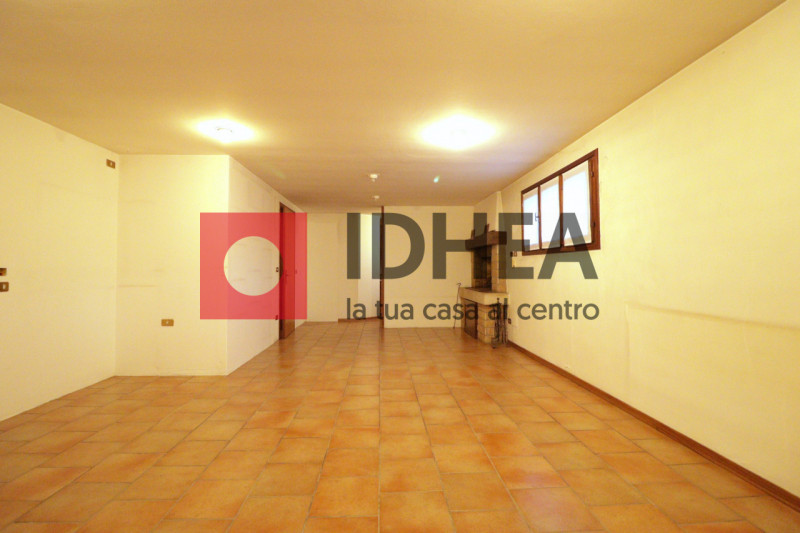 CARITA' - VILLORBA 

"""RIFERIMENTO NSV5"""

L'agenzia immobiliare Idhea di Villorba ha il piacer...