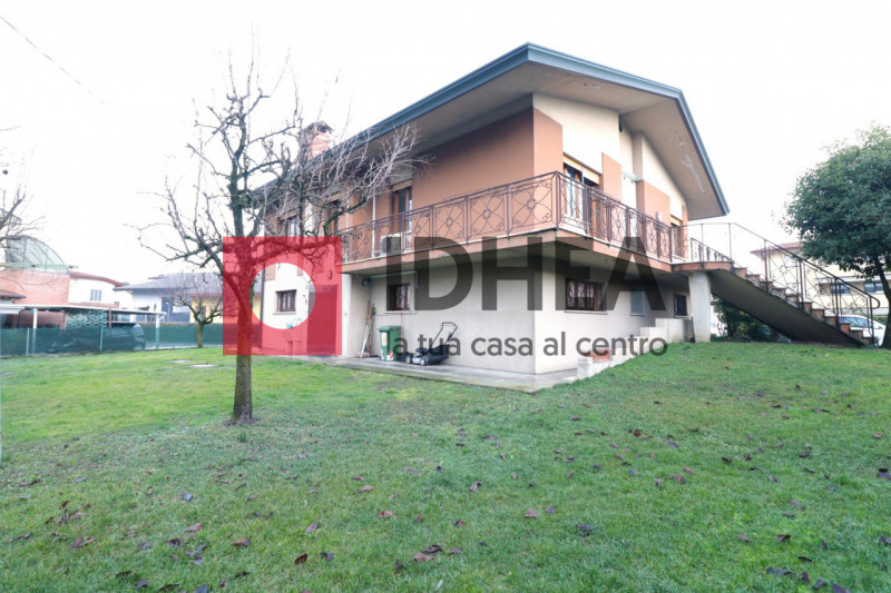 CARITA' - VILLORBA 

"""RIFERIMENTO NSV5"""

L'agenzia immobiliare Idhea di Villorba ha il piacer...