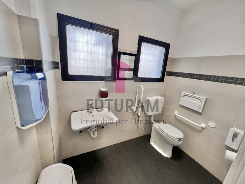 MONTECCHIO MAGGIORE - RIF.611FUTURAM - PER INFO 0444 310220

In posizione strategica e comoda ai ...