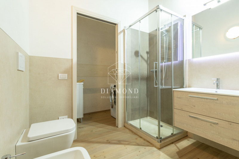 DISPONBIILE DA SUBITO.

Falzè di Trevignano: mini appartamento al piano primo senza ascensore, in...