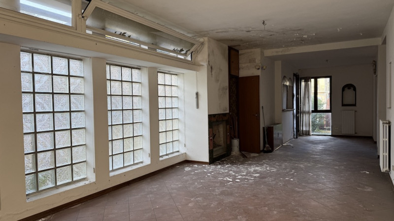 OSPEDALI - NAZARETH
Nella immediata vicinanza agli ospedali, in una delle più belle vie della zon...