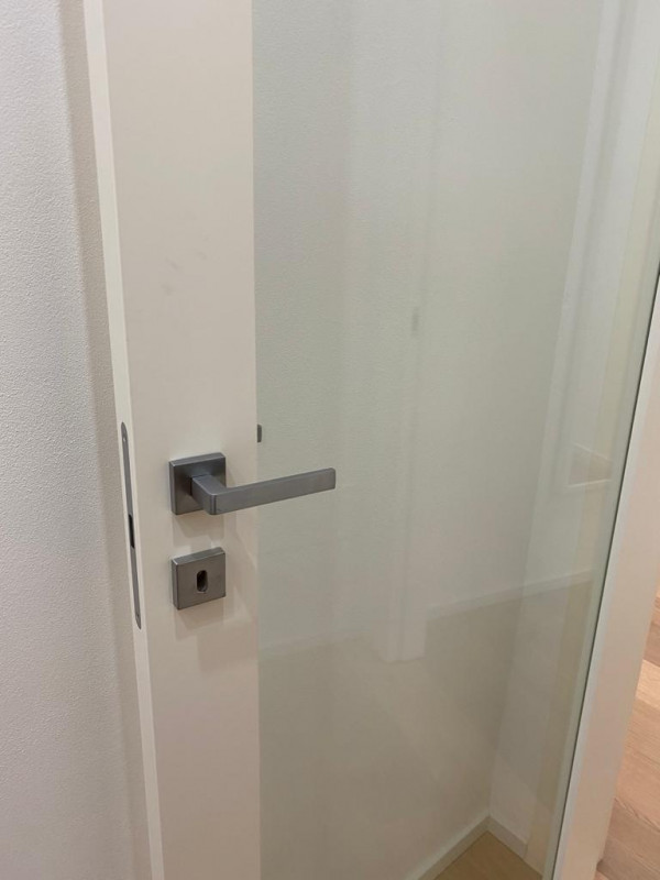 In una palazzina di poche unità, è disponibile un luminoso appartamento di 80 mq netti interni, o...