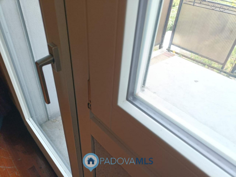 Immobile in esclusiva al Gruppo Padova MLS
Padova in zona Fiera comoda agli istituti universitari...