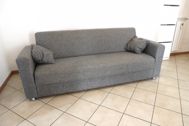 VIGONZA CENTRO, all'interno del "Residence Le Villette", luminoso APPARTAMENTO trilocale, ATTUALM...