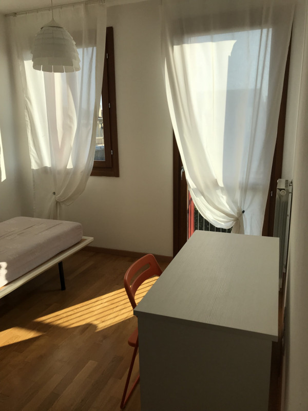 VIGONZA CENTRO, all'interno del "Residence Le Villette", luminoso APPARTAMENTO trilocale, ATTUALM...