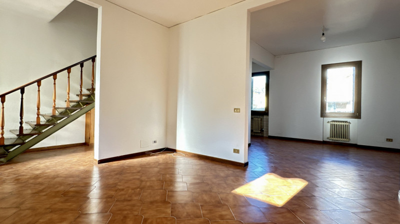 In contesto residenziale di pregio, in zona particolarmente interessante, ovvero nell'immediato f...