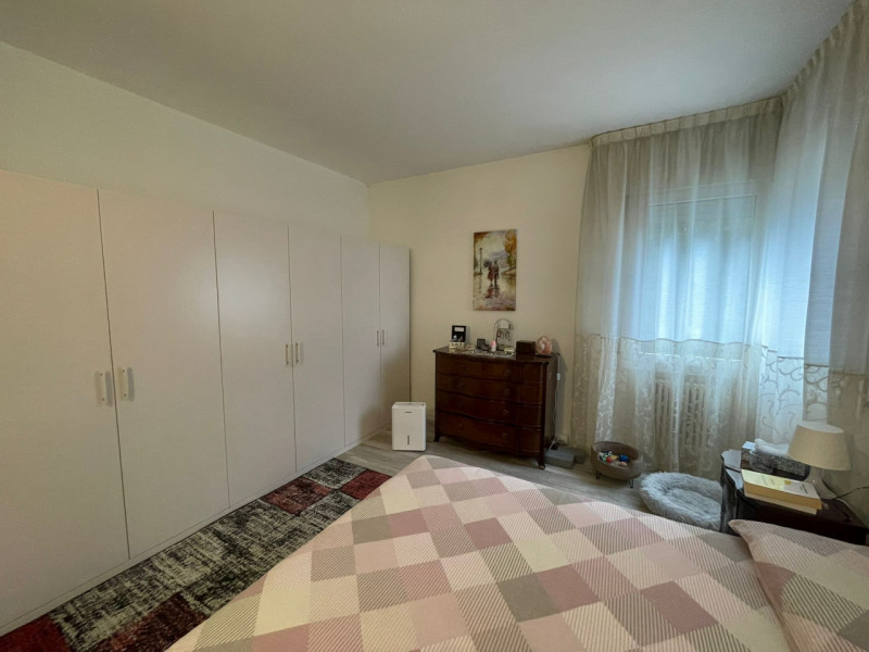 Scopri il tuo nuovo rifugio nel cuore di Selvazzano Dentro, precisamente nella rinomata zona di S...