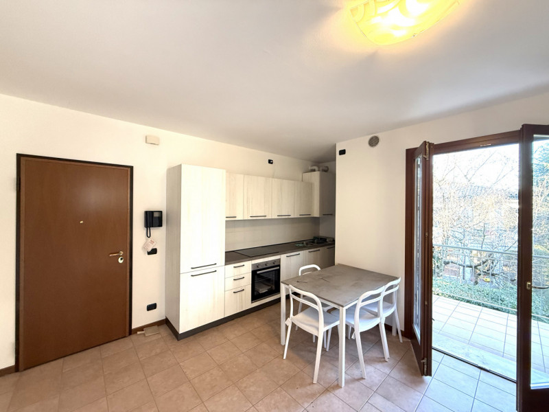 (Per INFO Roberto 3888920530) Scopri questo delizioso Bilocale situato nel cuore di Montebelluna....