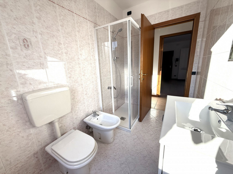 (Per INFO Roberto 3888920530) Scopri questo delizioso Bilocale situato nel cuore di Montebelluna....