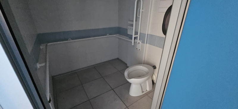 Riferimento per l'Agenzia AU1001 VIGONZA CENTRO. Ufficio in locazione. Scopri questa straordinari...