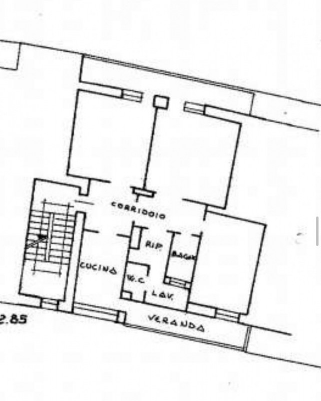 BICAMERE PARZIALMENTE RISTRUTTURATO

Vicenza - Appartamento bicamere -Trattative riservate Immobi...