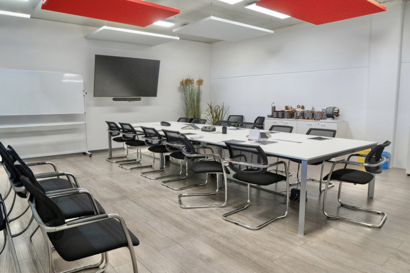 MONTECCHIO MAGGIORE - RIF. 612FUTURAM - PER INFO 0444/310220

In posizione strategica per comodit...