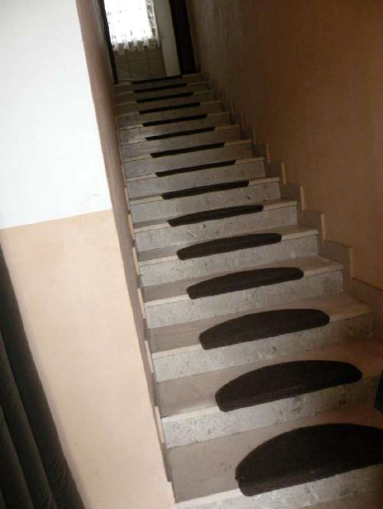 Rif. A.A.249-24

Vendita all'asta - appartamento al 1° piano con garage in data 06 febbraio 2026
...