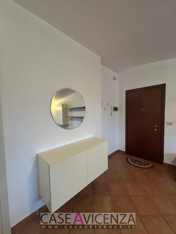 MONTEGALDELLA (VI) - Classe energetica in corso di definizione- DISPONIBILE DA SUBITO! Proponiamo...