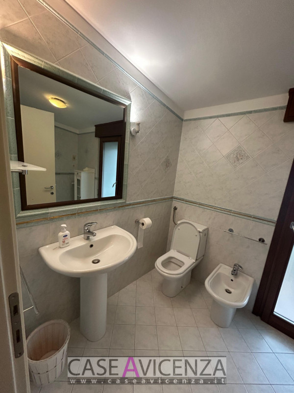 MONTEGALDELLA (VI) - Classe energetica in corso di definizione- DISPONIBILE DA SUBITO! Proponiamo...