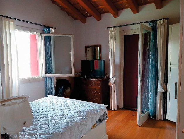 Rif. A.A.326-24

Vendita all'asta - abitazione unifamiliare con giardino in data 12 febbraio 2026...