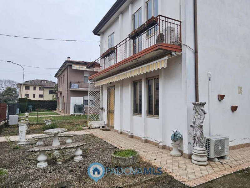 Immobile in esclusiva al Gruppo Padova MLS
VIGONZA CENTRO In posizione centrale e tranquilla, su ...