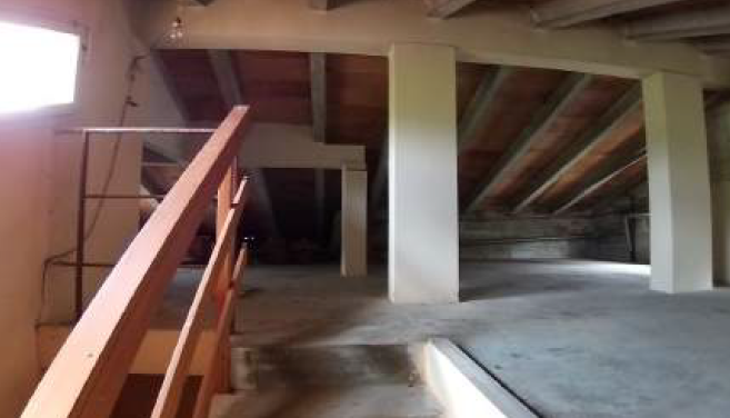 Rif. A.A.827-233

Vendita all'asta - abitazione unifamiliare con giardino in data 12 febbraio 202...