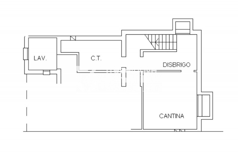 (Per INFO Feltrin ing. Gianni 3288349492) Proponiamo in vendita spaziosa trifamiliare di testa di...
