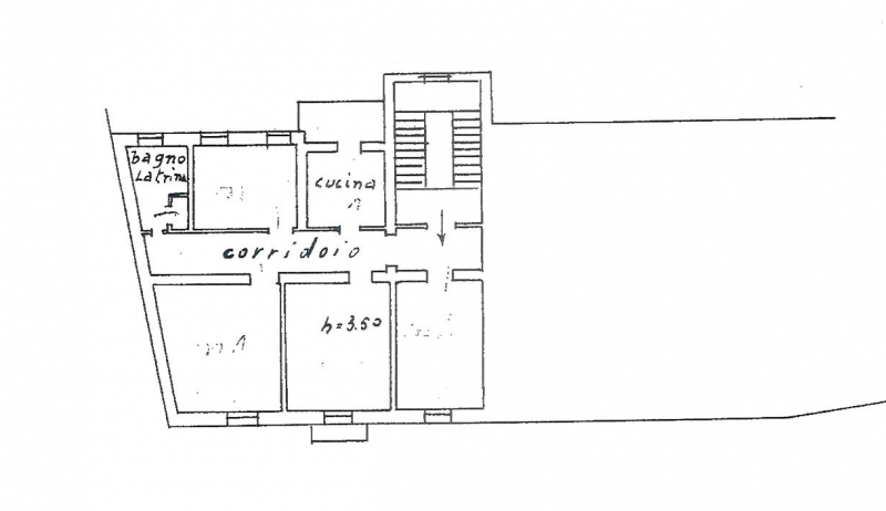 VICENZA - centro storico: A due passi da Ponte degli Angeli libero ultimo piano con ascensore da ...