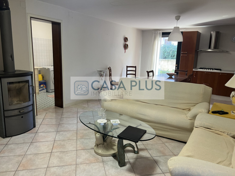 NOSTRA ESCLUSIVA - Villetta singola con ampio giardino – Spazi armoniosi e grande versatilità

Pr...