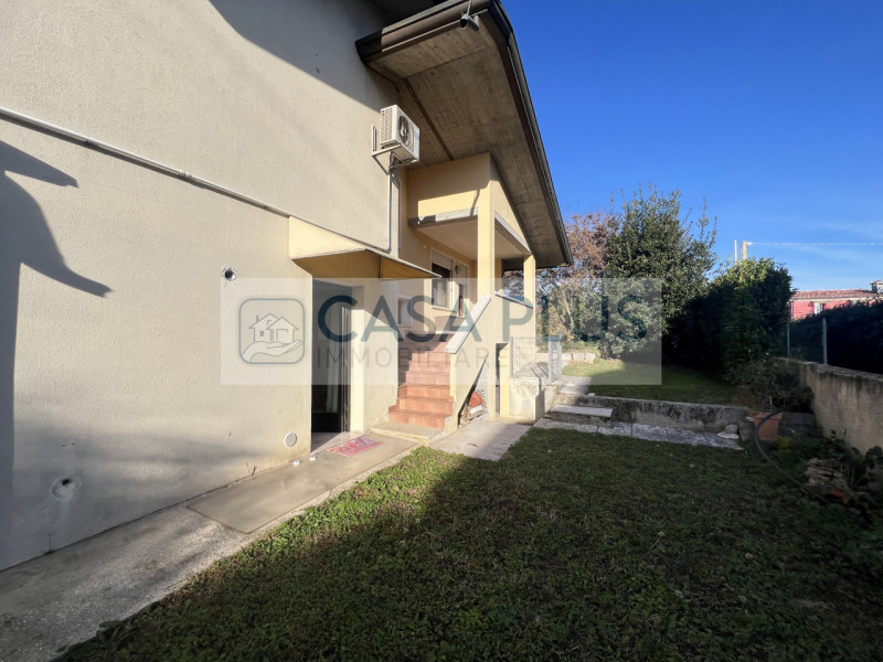 NOSTRA ESCLUSIVA - Villetta singola con ampio giardino – Spazi armoniosi e grande versatilità

Pr...