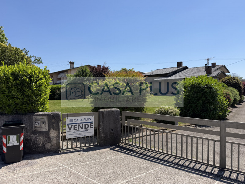 NOSTRA ESCLUSIVA - Villetta singola con ampio giardino – Spazi armoniosi e grande versatilità

Pr...
