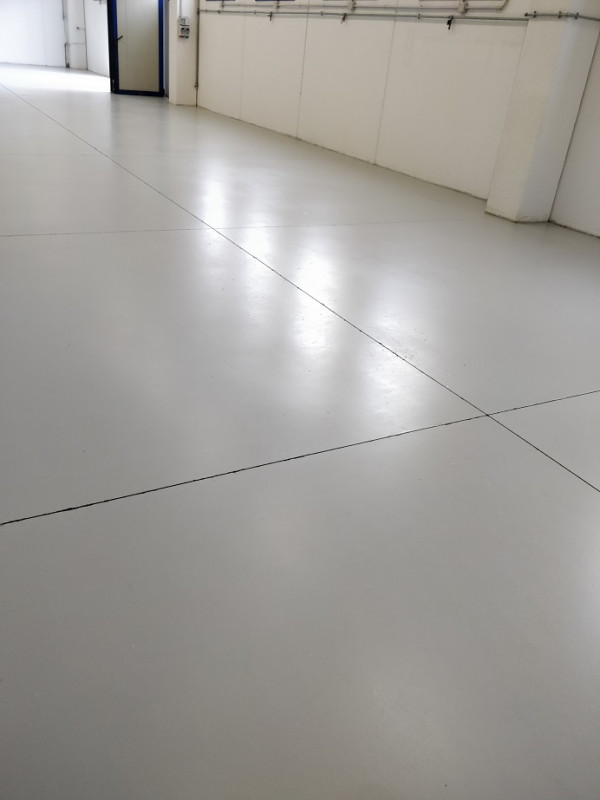 Capannone 500 mq con Uffici Bilivello – Adiacente imbocco Superstrada Subito Disponibile.

Propon...