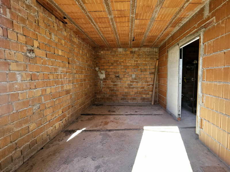 In una posizione privilegiata a Baone, località Valle San Giorgio, proponiamo in vendita porzione...