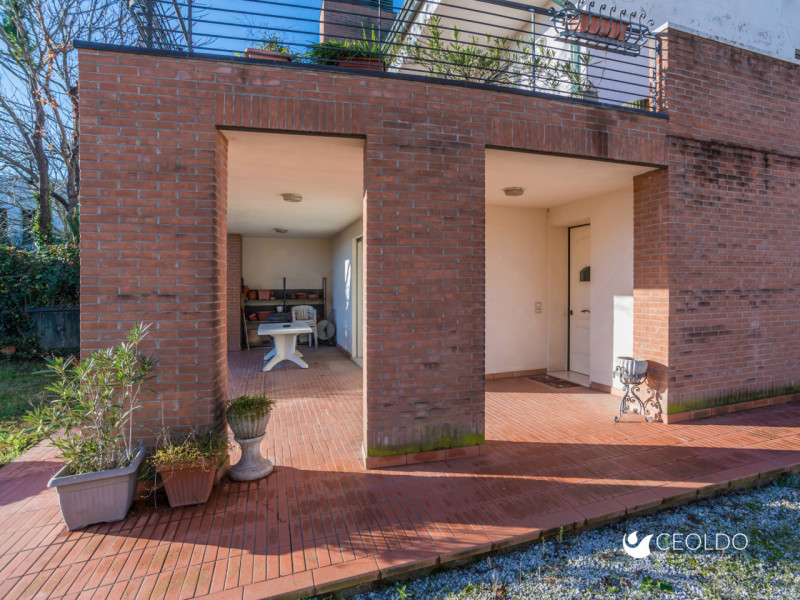 VIGONZA CENTRO: In posizione centrale ma distante dal traffico perchè situata nel mezzo del tranq...