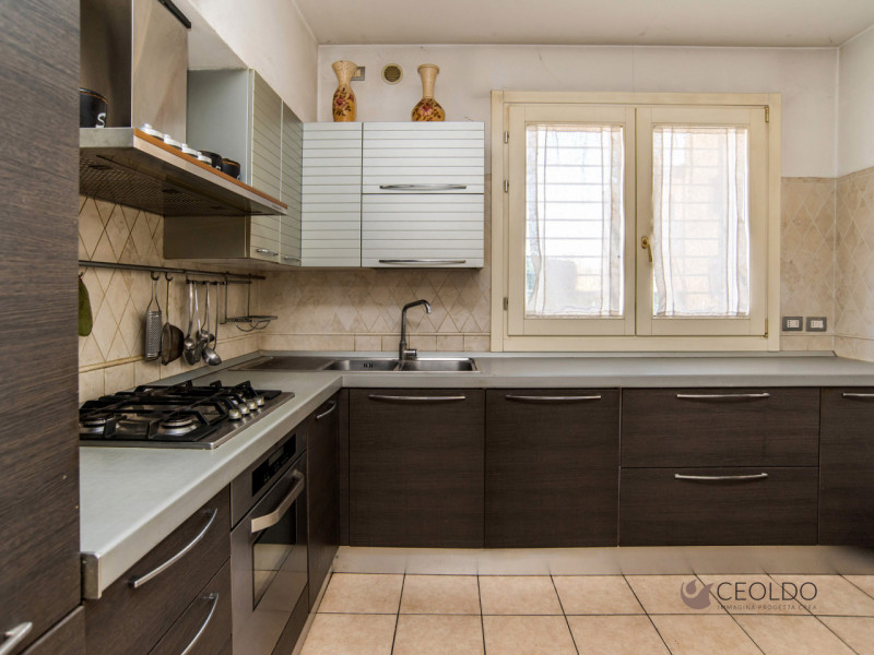 VIGONZA CENTRO: In posizione centrale ma distante dal traffico perchè situata nel mezzo del tranq...