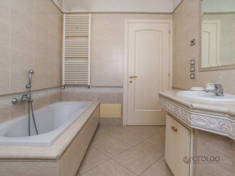 VIGONZA CENTRO: In posizione centrale ma distante dal traffico perchè situata nel mezzo del tranq...