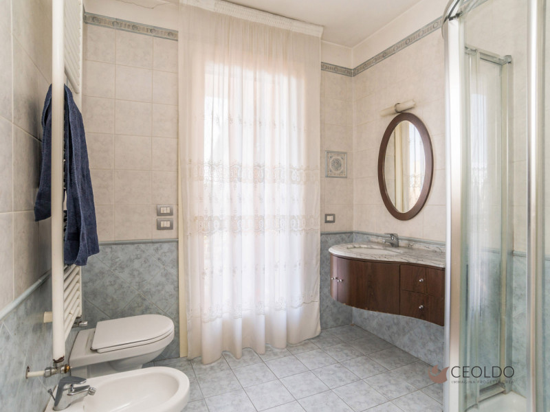 VIGONZA CENTRO: In posizione centrale ma distante dal traffico perchè situata nel mezzo del tranq...