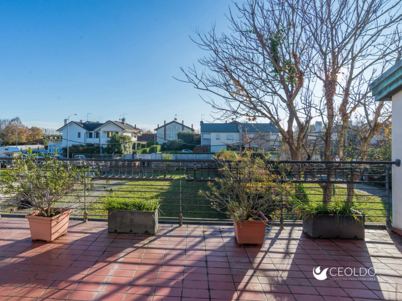 VIGONZA CENTRO: In posizione centrale ma distante dal traffico perchè situata nel mezzo del tranq...