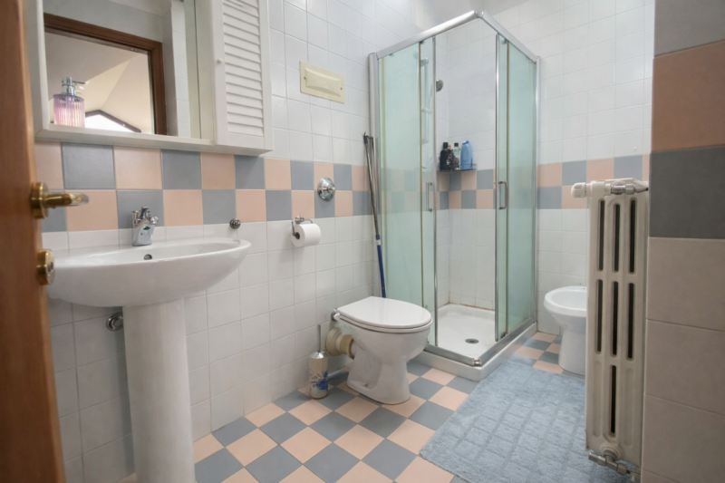 Scopri questo splendido appartamento duplex situato nel cuore di Campodarsego, una delle zone più...