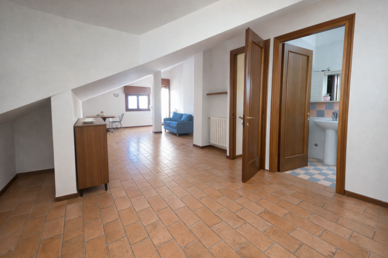 Scopri questo splendido appartamento duplex situato nel cuore di Campodarsego, una delle zone più...