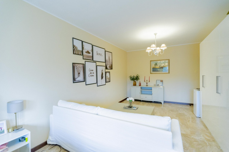 In una delle zone più richieste dell’Arcella, a pochi passi dai quartieri San Carlo e San Bellino...