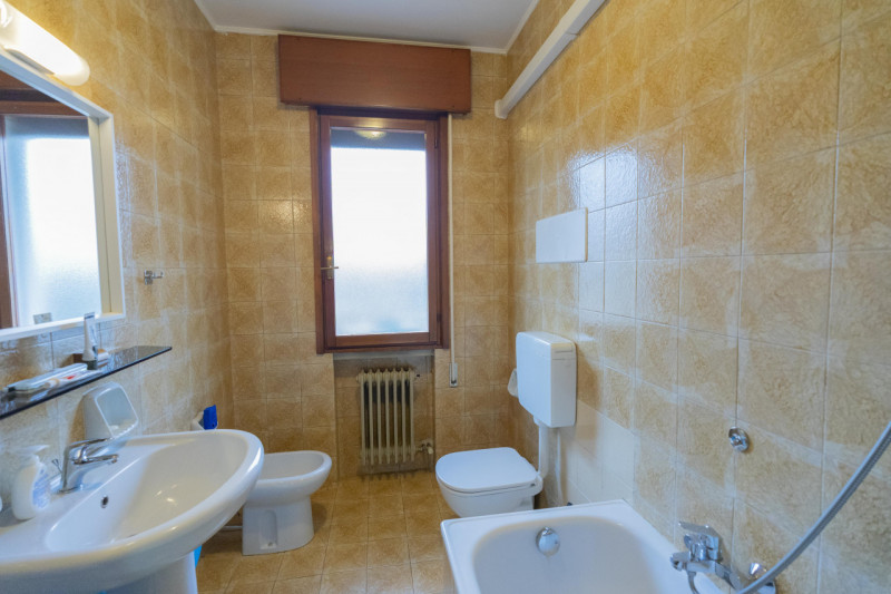 In una delle zone più richieste dell’Arcella, a pochi passi dai quartieri San Carlo e San Bellino...