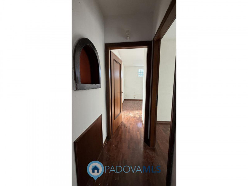 OSPEDALI - NAZARETH CASA SINGOLA DA RISTRUTTURARE

Immobile in esclusiva al Gruppo Padova MLS 

N...