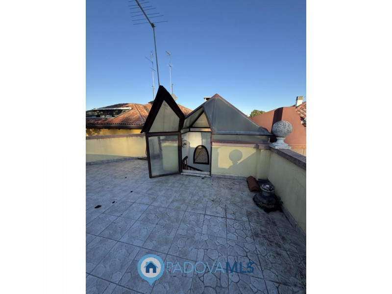 OSPEDALI - NAZARETH CASA SINGOLA DA RISTRUTTURARE

Immobile in esclusiva al Gruppo Padova MLS 

N...