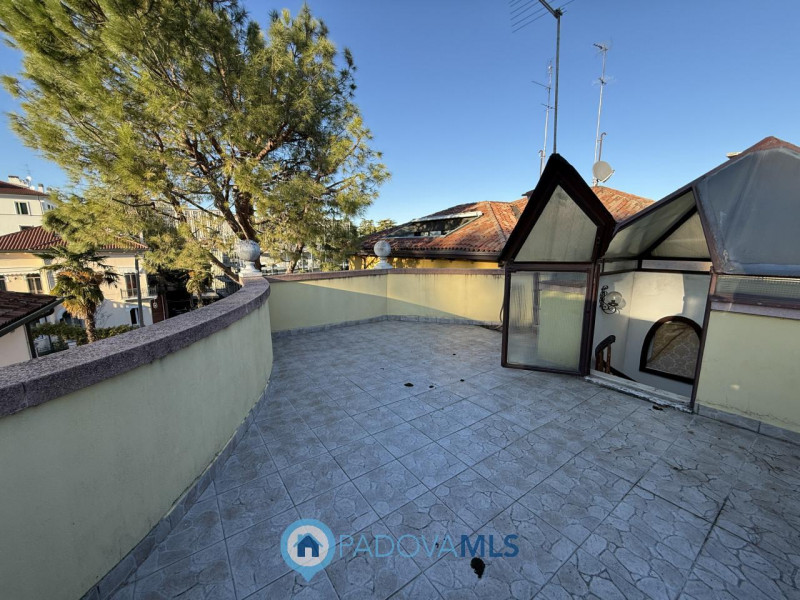 OSPEDALI - NAZARETH CASA SINGOLA DA RISTRUTTURARE

Immobile in esclusiva al Gruppo Padova MLS 

N...