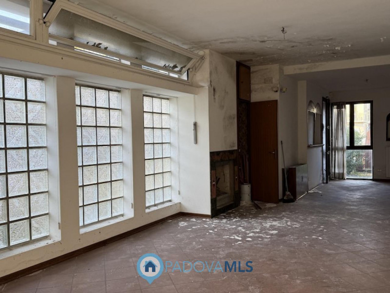 OSPEDALI - NAZARETH CASA SINGOLA DA RISTRUTTURARE

Immobile in esclusiva al Gruppo Padova MLS 

N...