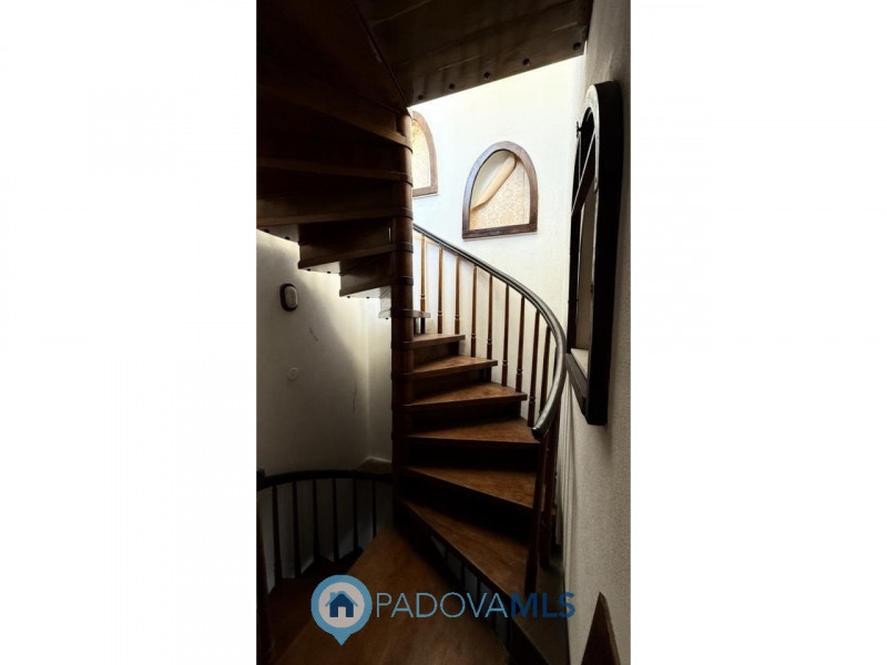 OSPEDALI - NAZARETH CASA SINGOLA DA RISTRUTTURARE

Immobile in esclusiva al Gruppo Padova MLS 

N...