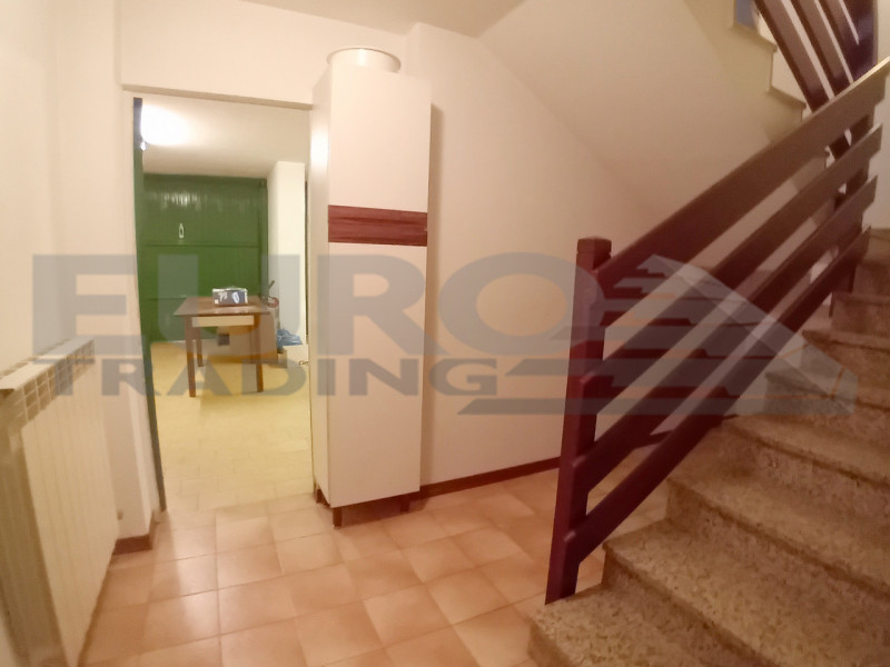 MARCON: Loc. Gaggio situata in una bella zona residenziale, molto comoda ai servizi, proponiamo p...