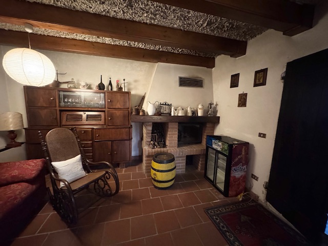 VILLA DEL CONTE (PD) Zona Abbazia Pisani porzione di Bifamiliare, 2 piani fuori terra, in zona tr...